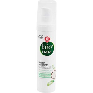 Anti-wrinkle cream with aloe vera and shea butter